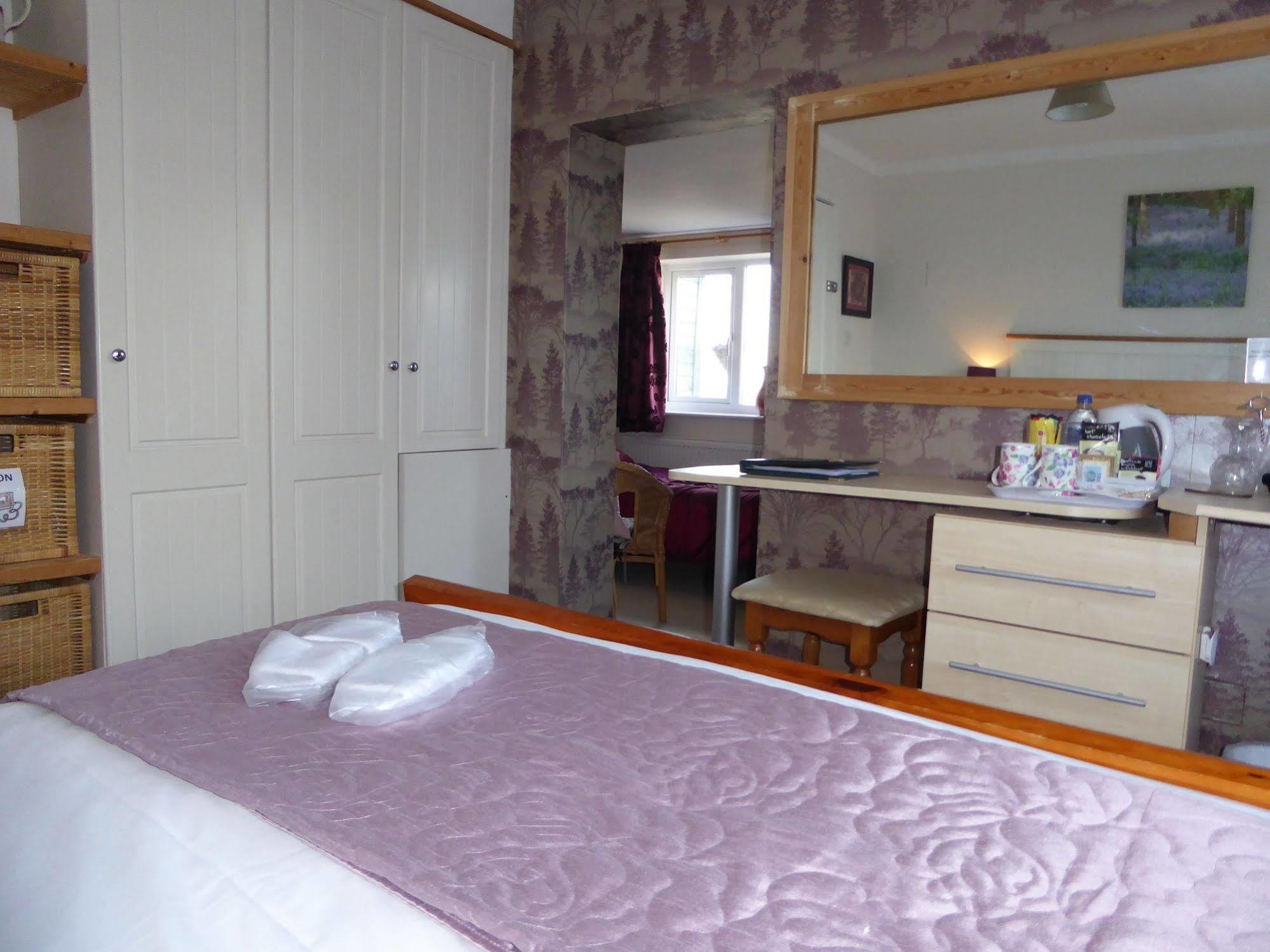 Dean Valley Panorama Bed & Breakfast ลิดนีย์ ภายนอก รูปภาพ